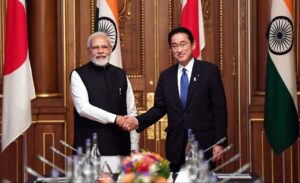 Japan PM arrives India