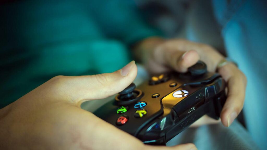 Online gaming 28 per cent