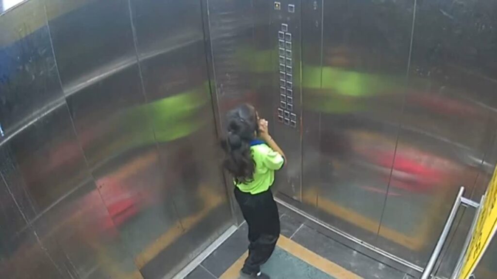 kid stuck in lift