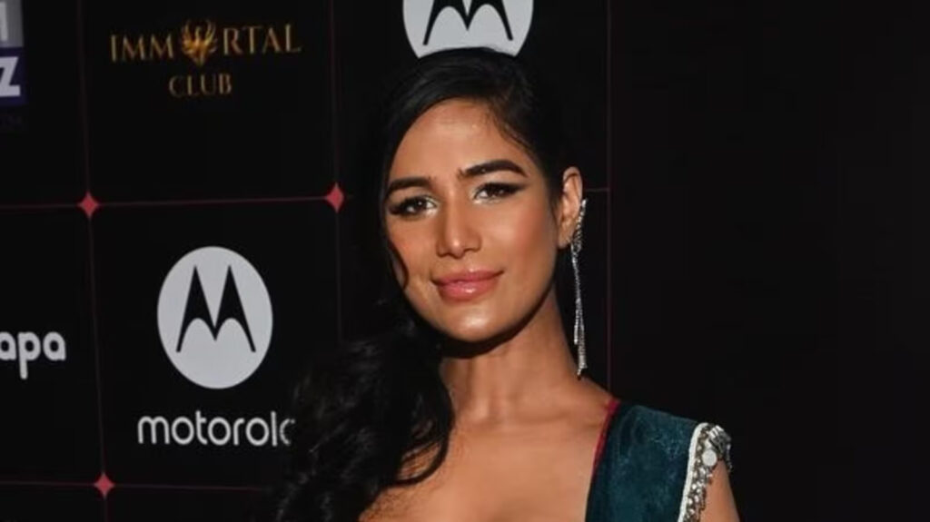 Poonam_Pandey