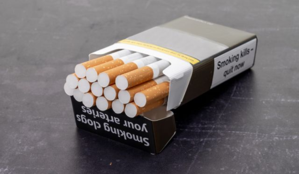 UK PM's Tobacco Bill Sparks Debate Smoking on Age & Choice