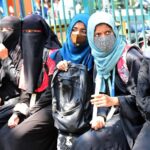 Following Hijab Controversy, Mumbai College Now Bans Jeans and T-Shirts