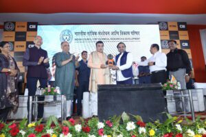 Shri Nitinji Gadkari with ICTRD Member Secretary Dr. Ketan Mohitkar