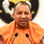 CM योगी की मां पर आपत्तिजनक टिप्पणी करने वाले मौलाना के खिलाफ 83 थानों में FIR दर्ज