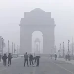 दिल्ली-NCR में बदला मौसम, धूल भरी आंधी के साथ बारिश और ओलावृष्टि का अलर्ट जारी