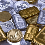 Gold Silver Price: धड़ाम से गिरे सोना-चांदी के भाव, ₹8,600 तक की बड़ी गिरावट; खरीदारी से पहले जानें एक्सपर्ट की राय