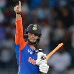 अभिषेक ने सबसे तेज 100 टी-20 छक्के लगाए, श्रेयस ने इंग्लैंड में कप्तान के तौर पर फिफ्टी जड़ी; बारिश से मैच रद्द।