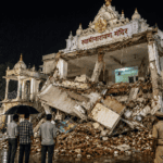 प्रयागराज में स्वामीनारायण मंदिर का बड़ा हिस्सा भरभराकर गिरा, टला बड़ा हादसा