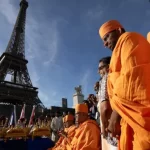 Eiffel Tower Closure Sparks Row Over Women Staff ‘Sidelined’ for Hindu Visit